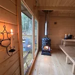בית נופש Peaceful Seaside In Voera, Finland With Private Sandy & Wood-fired Sauna