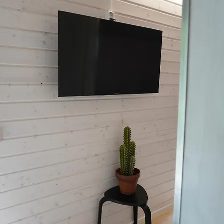 Med Strandbastu Vakantiehuis Oravais