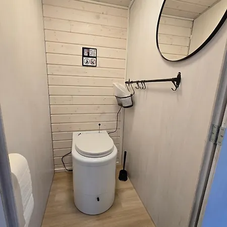 Med Strandbastu Vakantiehuis