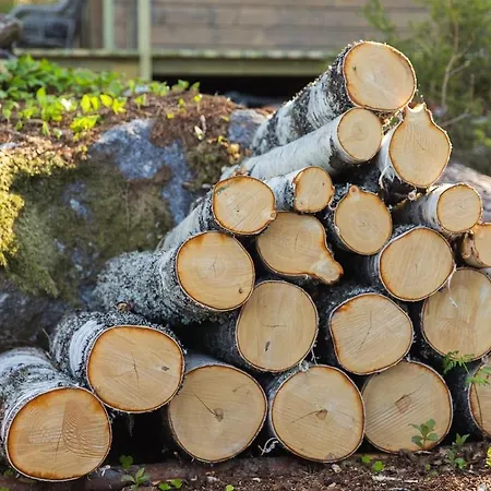 Med Strandbastu * Oravais