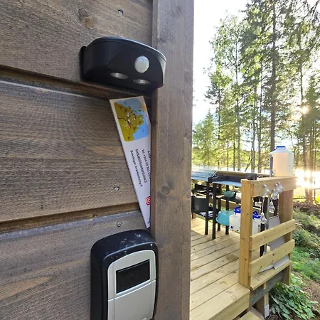 Med Strandbastu * Oravais