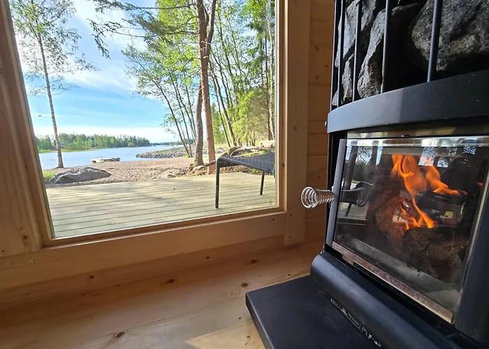 Med Strandbastu Oravais