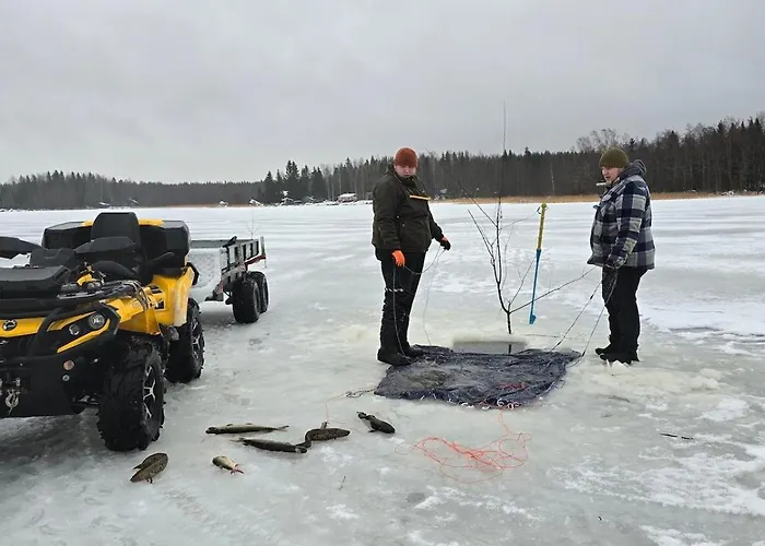 Med Strandbastu Oravais