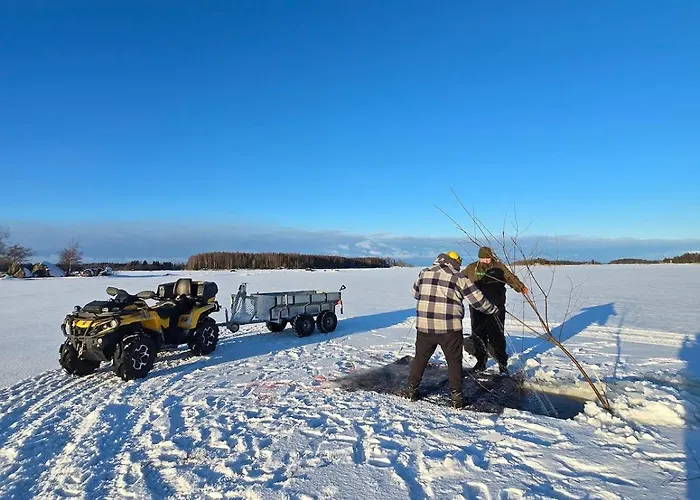 Med Strandbastu Oravais
