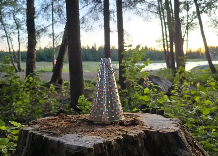 Med Strandbastu * Oravais