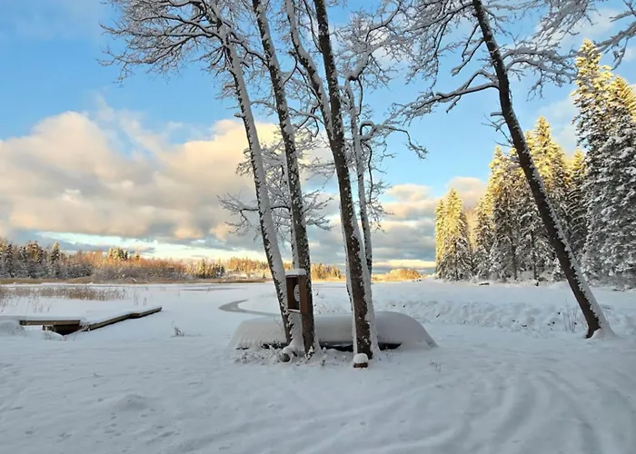 펜션 Med Strandbastu Oravais